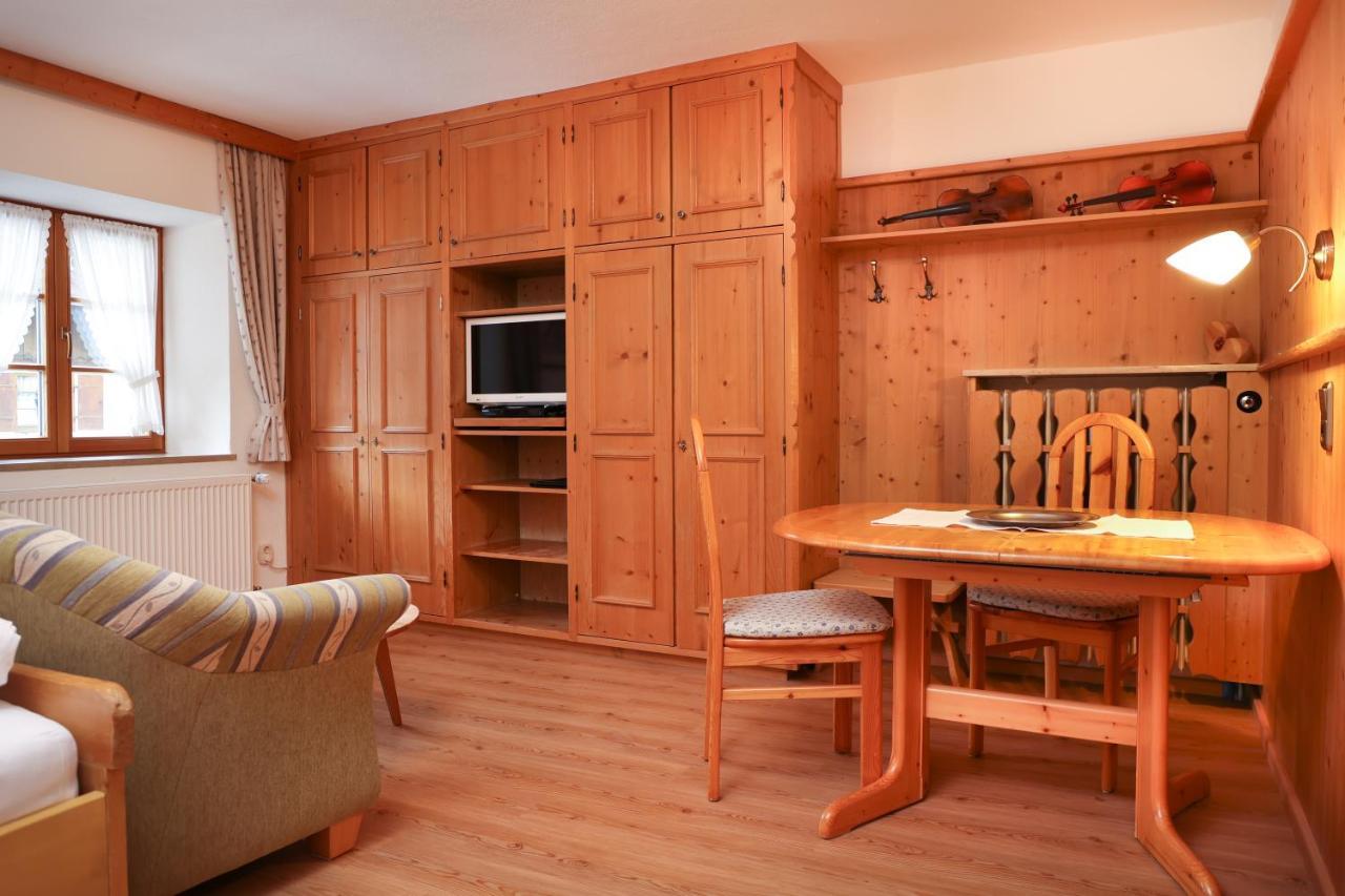 Apartamento Beim Gschdoaga Mittenwald Exterior foto