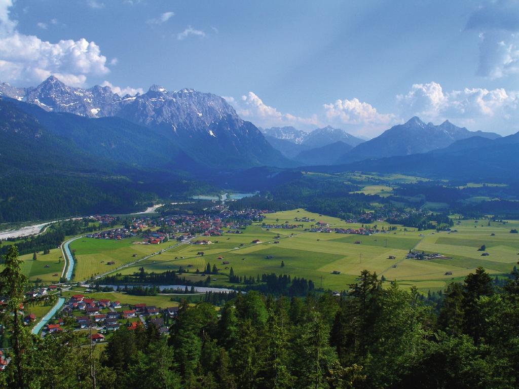 Apartamento Beim Gschdoaga Mittenwald Exterior foto